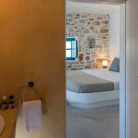 Casa de Férias Sirokos Karavostasis (Folegandros)