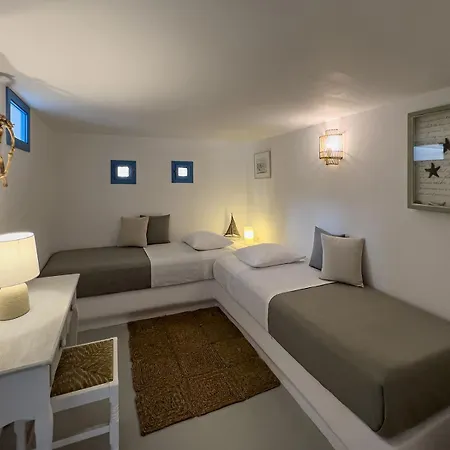 Casa de Férias Sirokos *