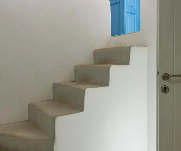 Sirokos Semesterbostad *